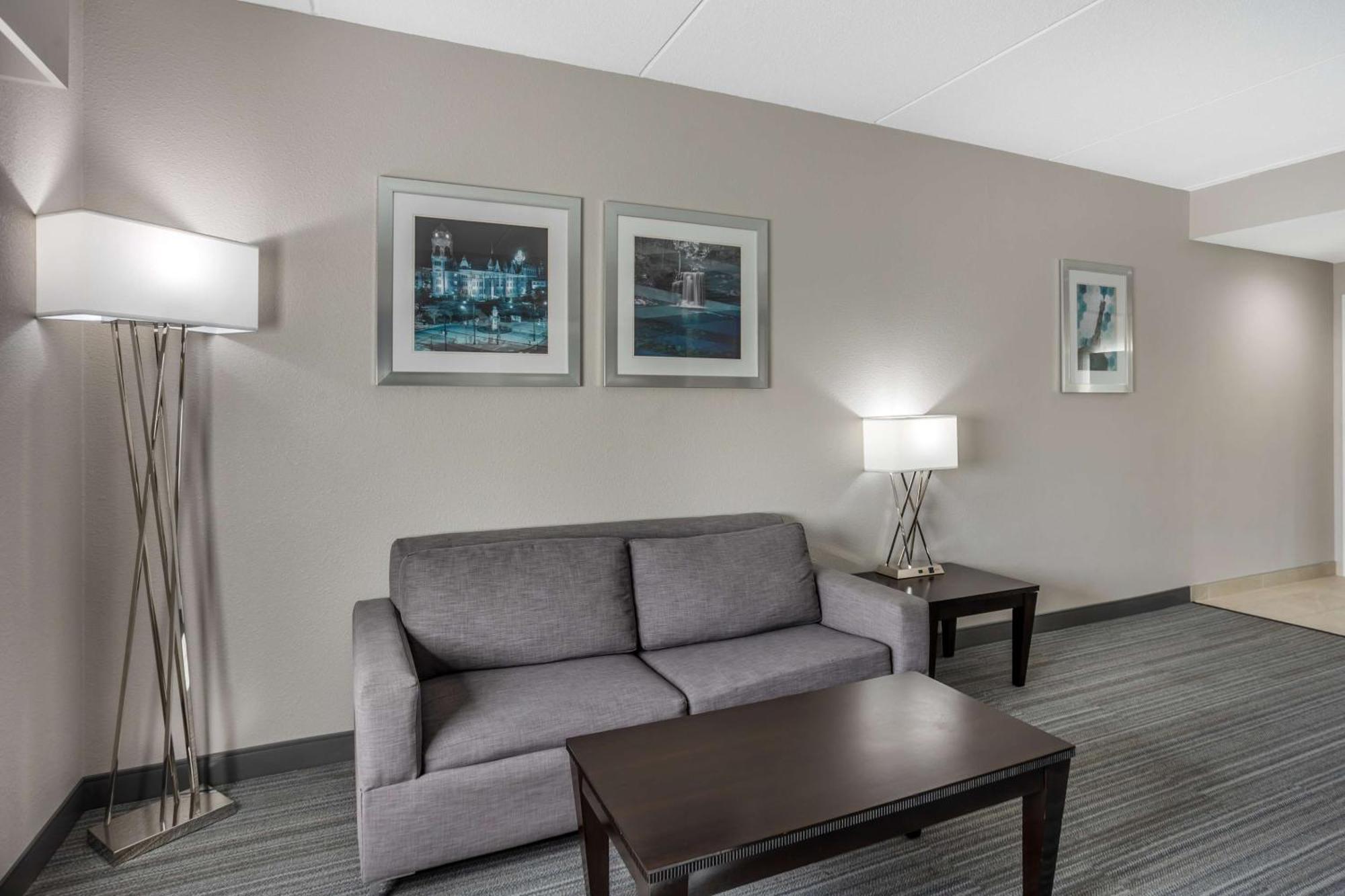 Best Western Plus Wilkes Barre-Scranton Airport Hotel Pittston Zewnętrze zdjęcie